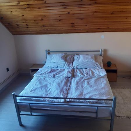 Toldi Apartman Hotel Keszthely Luaran gambar