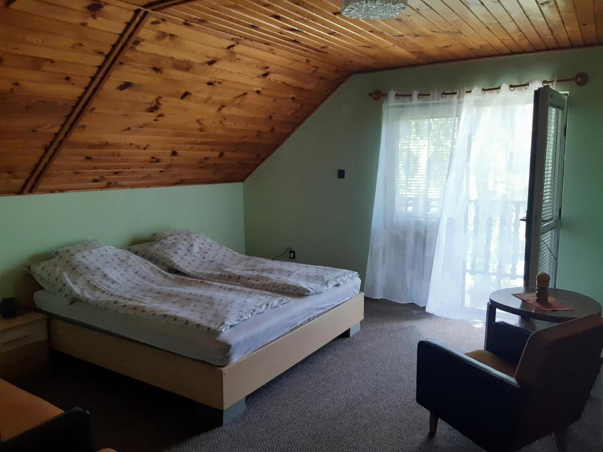 Toldi Apartman Hotel Keszthely Luaran gambar